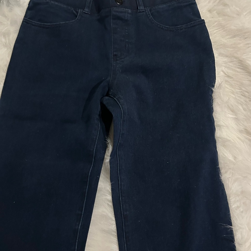 Betabrand Four-Pocket Yoga Denim Straight Leg Jeans in Short Petite - Picture 5 of 9